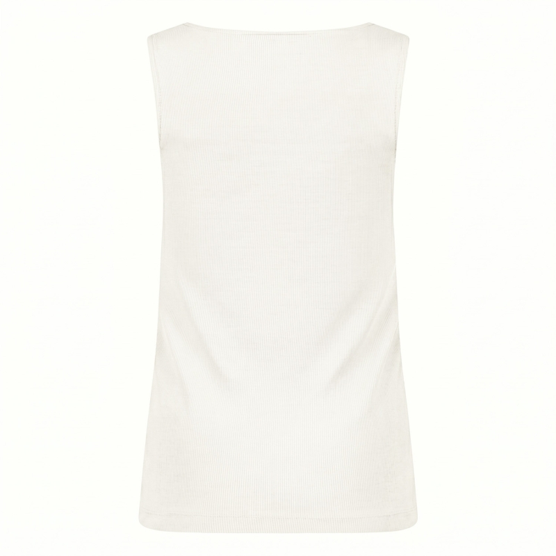 CL essentials 212138 W20032 singlets Ecru