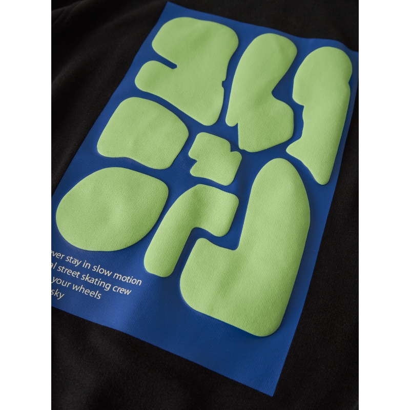 name it NKMNOAM LS NREG SWEAT WH BRU BOX sweatshirts Black