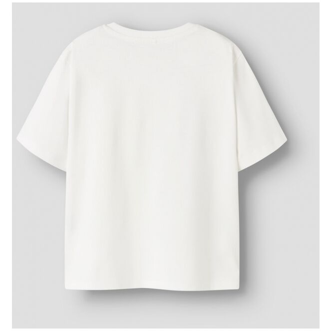 name it name it NKFDYBA ROLLINGS SS NREG TOP BOX UNV Wit Cloud Dancer name it NKFDYBA ROLLINGS SS NREG TOP BOX UNV Meisjes T-shirt korte mouw Wit bestel je online bij www.bertusmode.nl/