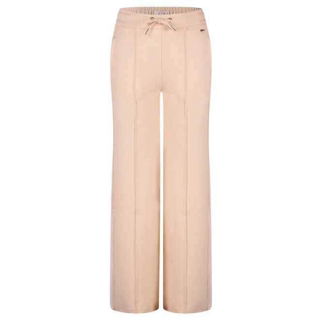 D-zine D-zine Abigail Z10073 Beige kit D-zine Abigail Z10073 Meisjes lange broek Beige bestel je online bij www.bertusmode.nl/