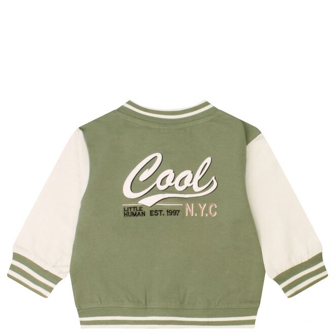 flinq newborn flinq newborn Celvyn Z10417 Groen moss flinq newborn Celvyn Z10417 Baby jongens vest Groen bestel je online bij www.bertusmode.nl/